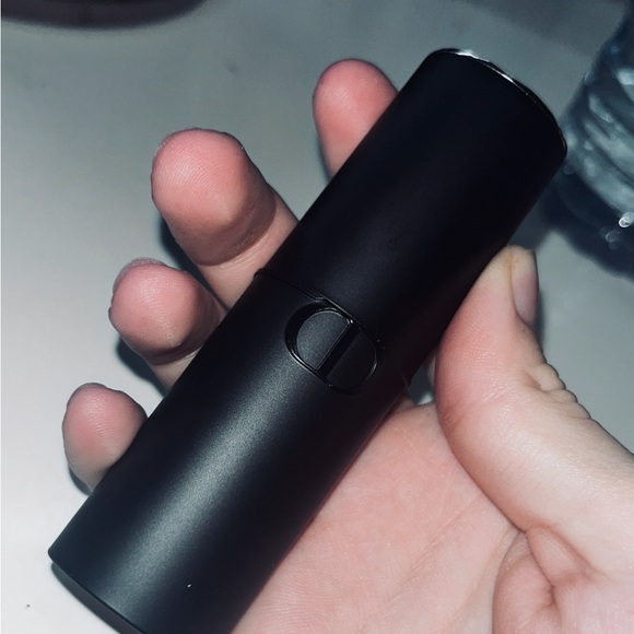 Two New Dior Contour Sticks - Picture 1 of 3